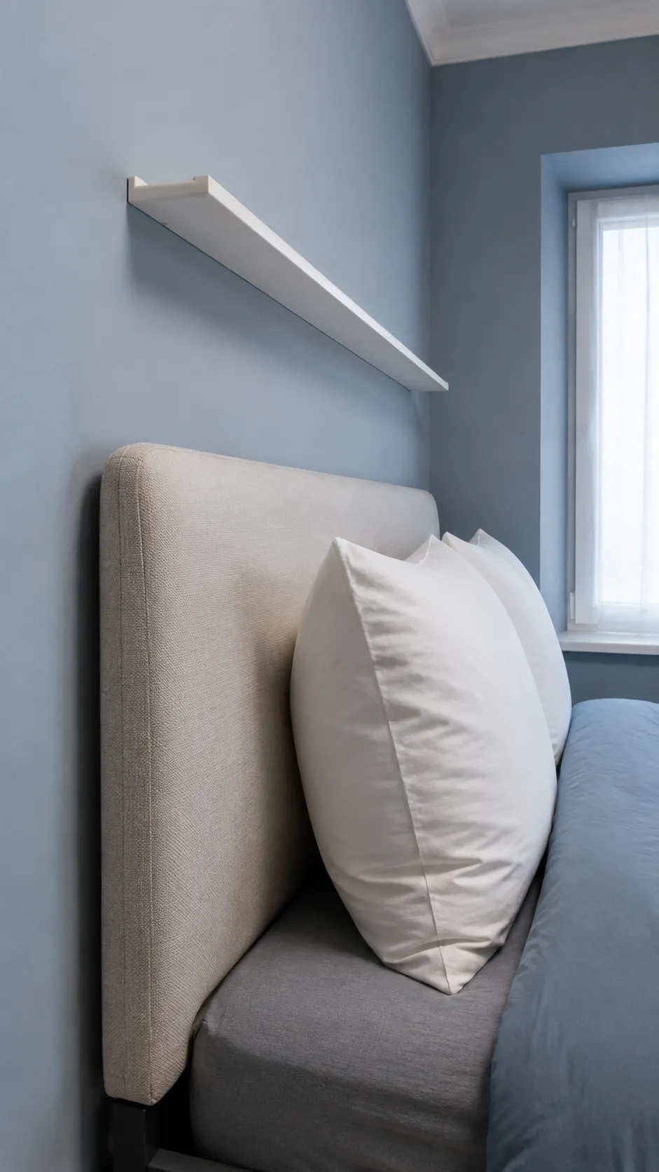 Side view showing generous clearance below a shallow bed ledge